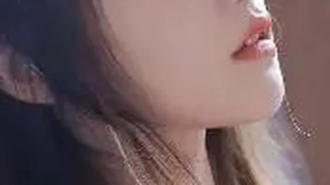 莱奥：范博梅尔看好其罗本里贝里潜质，稳定性待加强